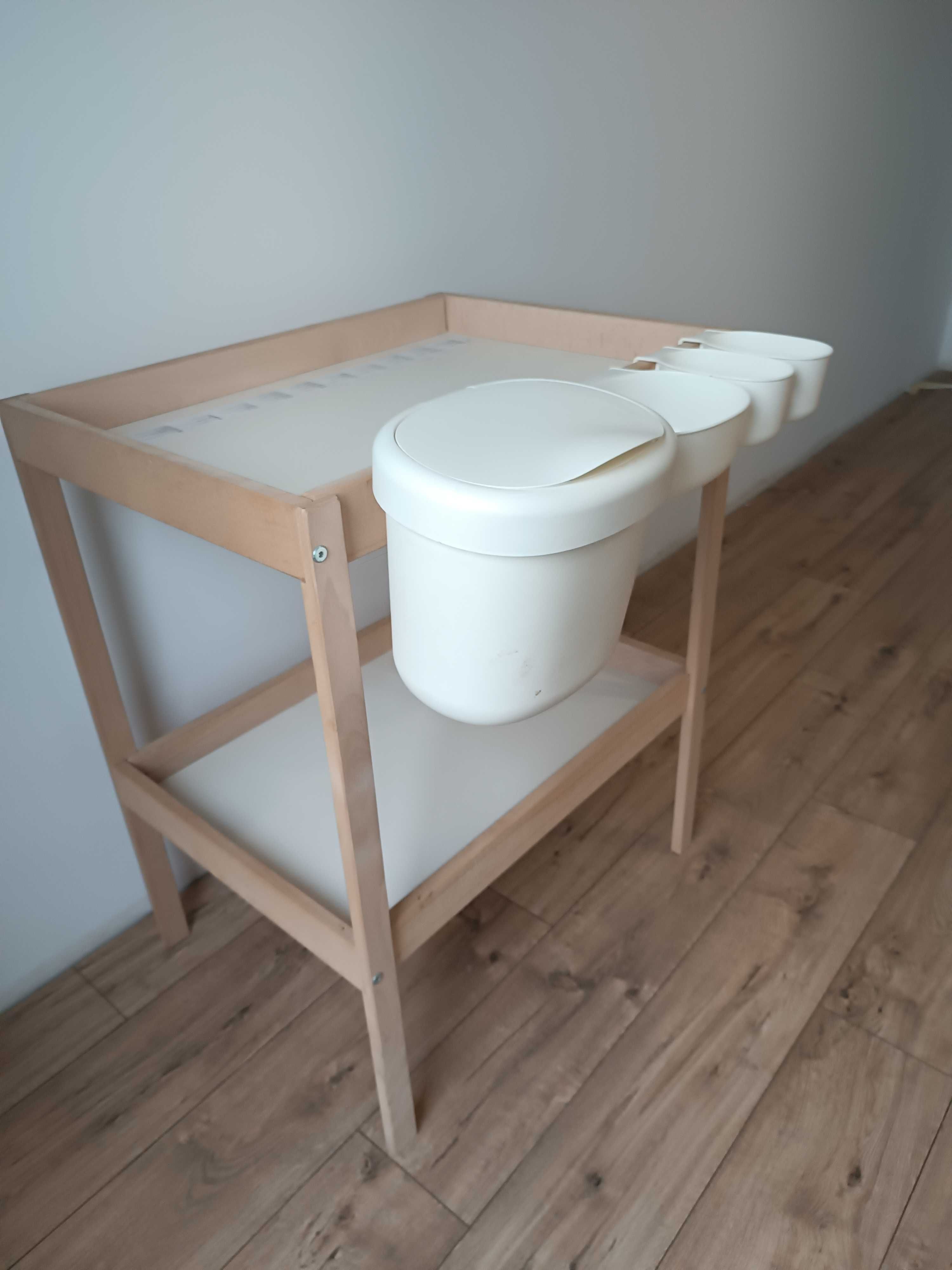 Przewijak Ikea z pojemnikami