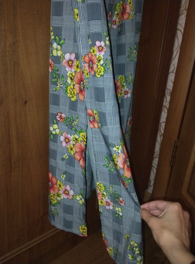 Сукня , сарафан L-XL.