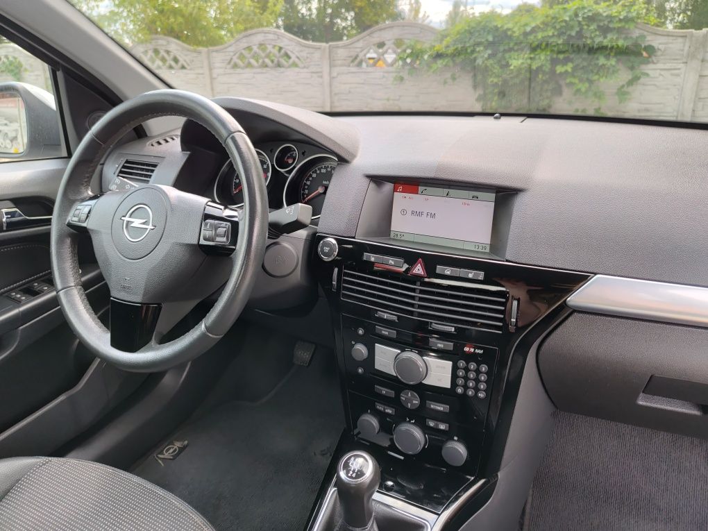 Opel Astra H opc line