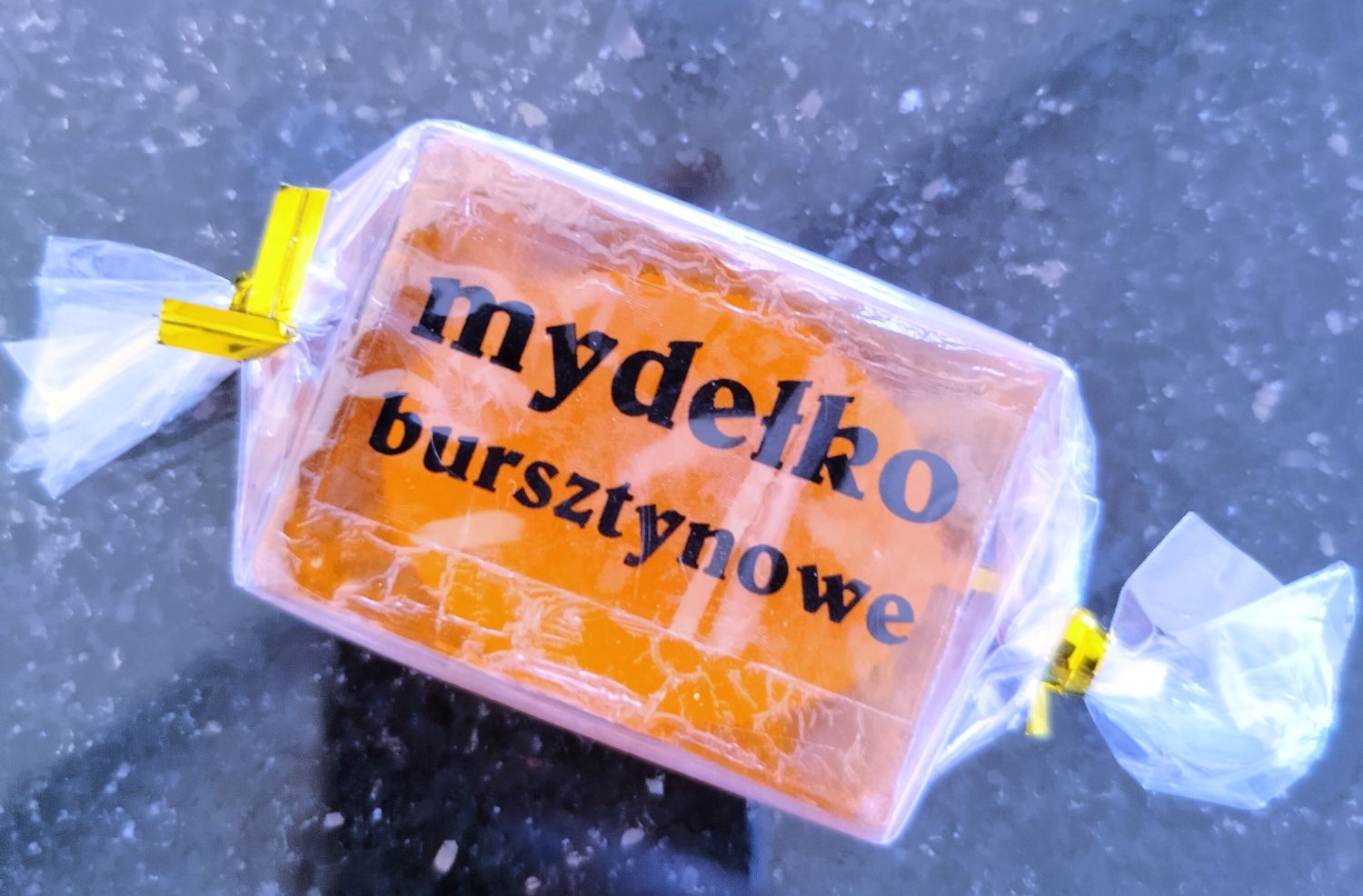 Mydełko bursztynowe.