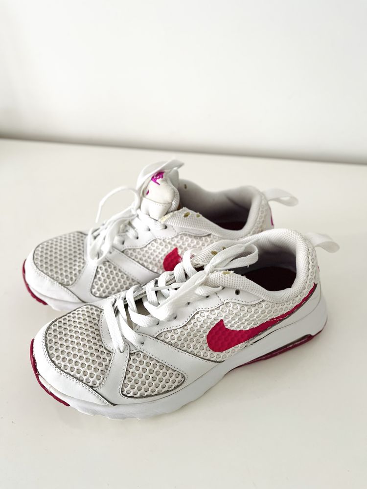 Кросівки Nike жіночі оригінал