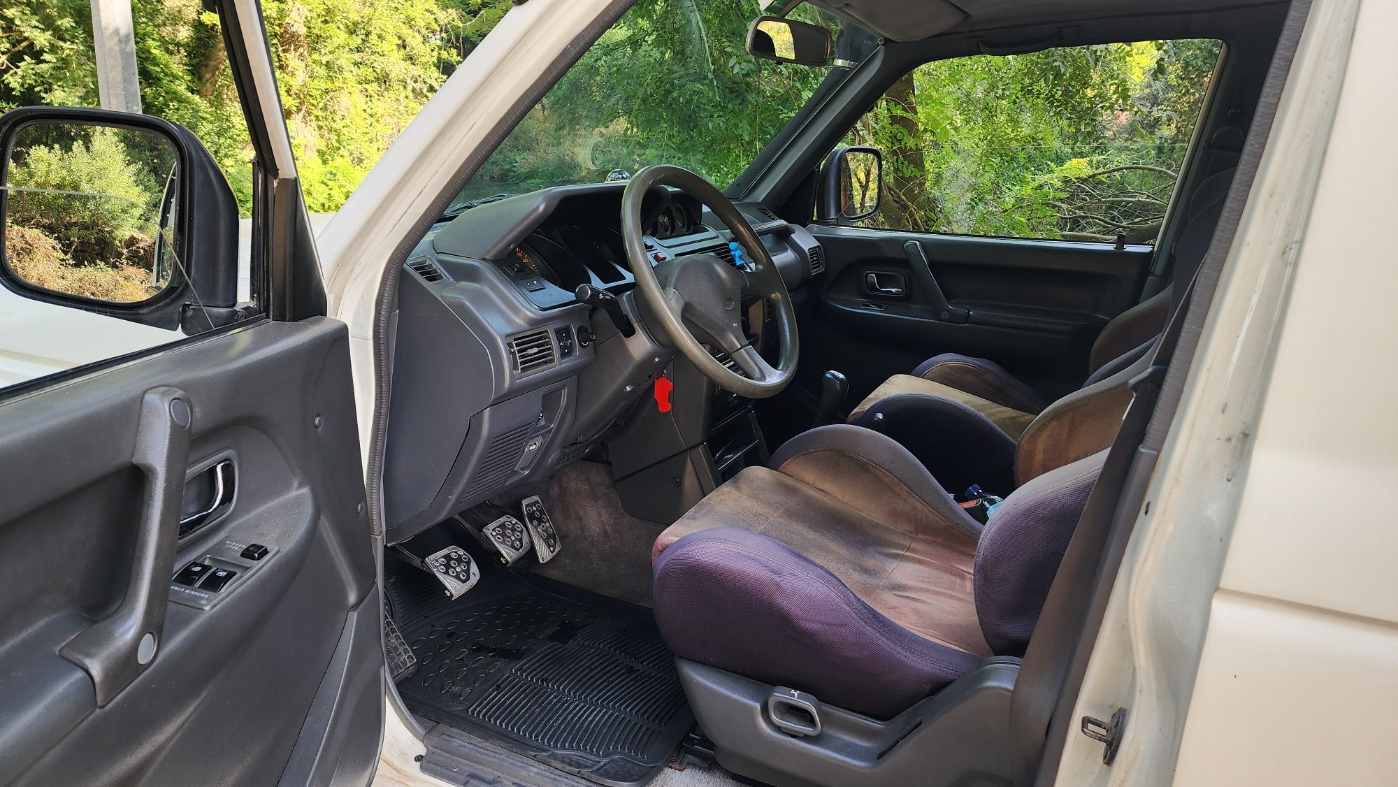 Mitsubishi Pajero MK2 2.5