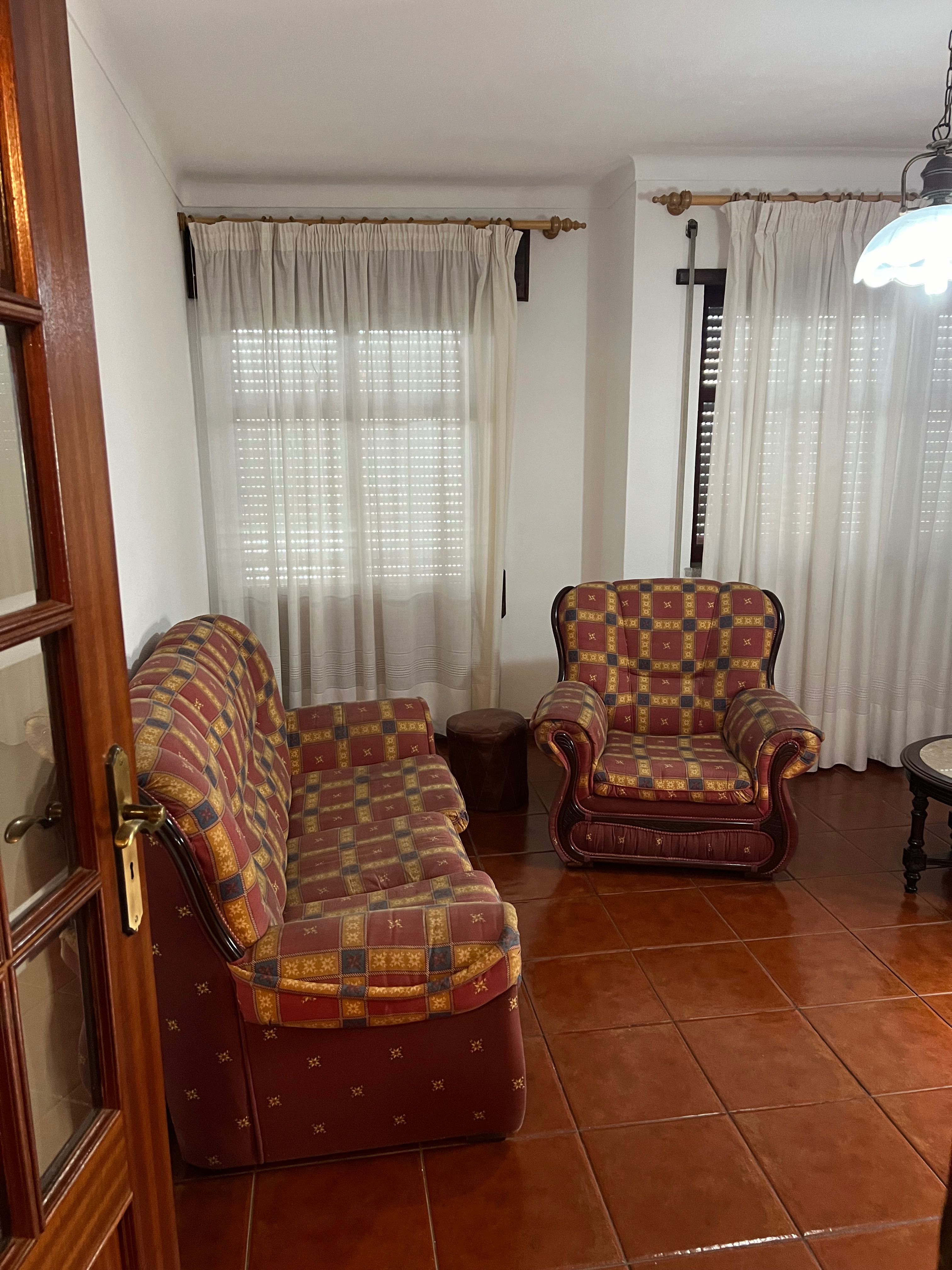 Sofá cama e Poltrona
