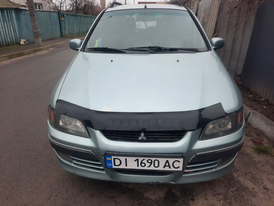 Економний Mitsubishi Space Star 2004