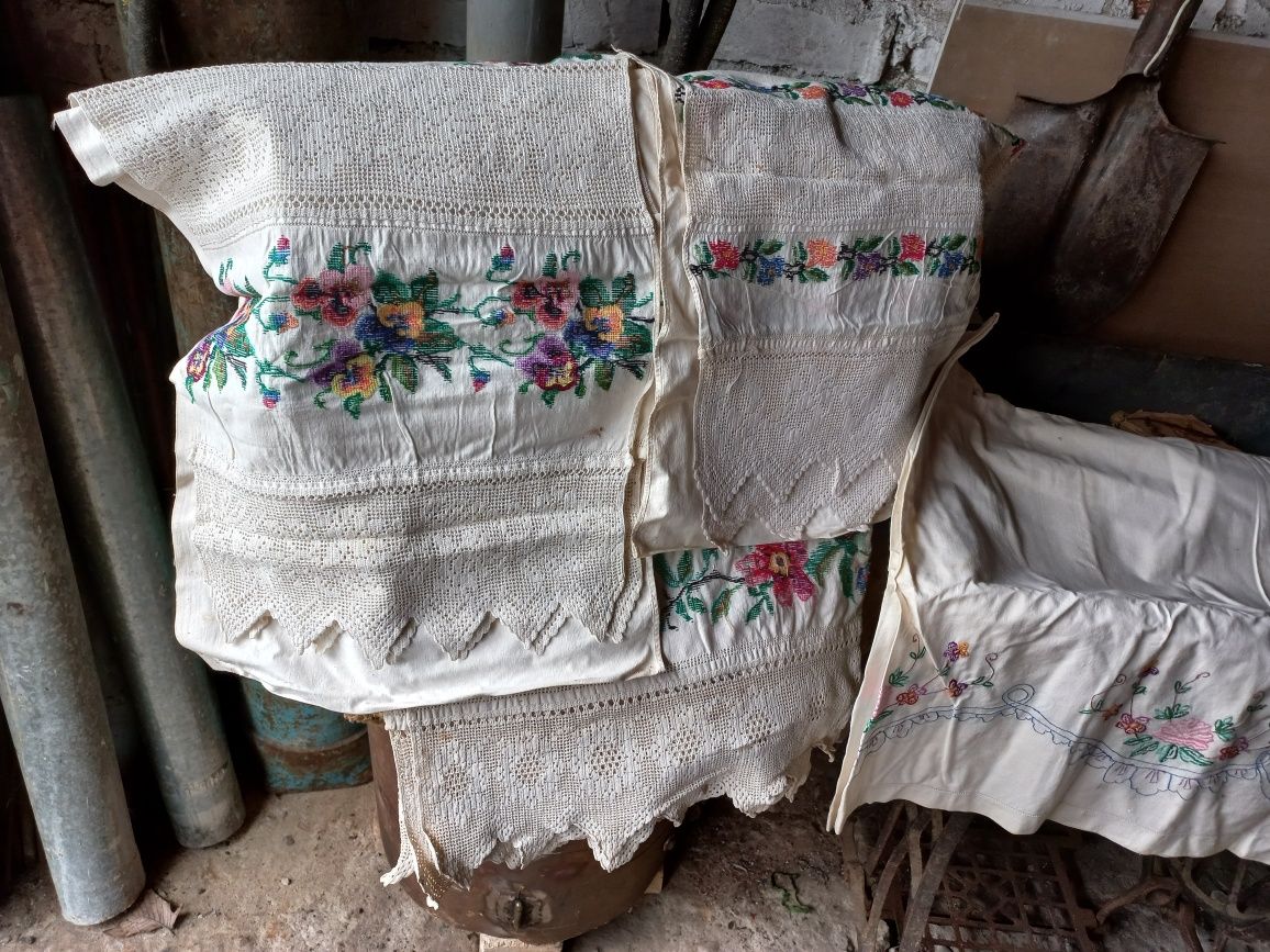 Текстиль вишиванки старина і різне