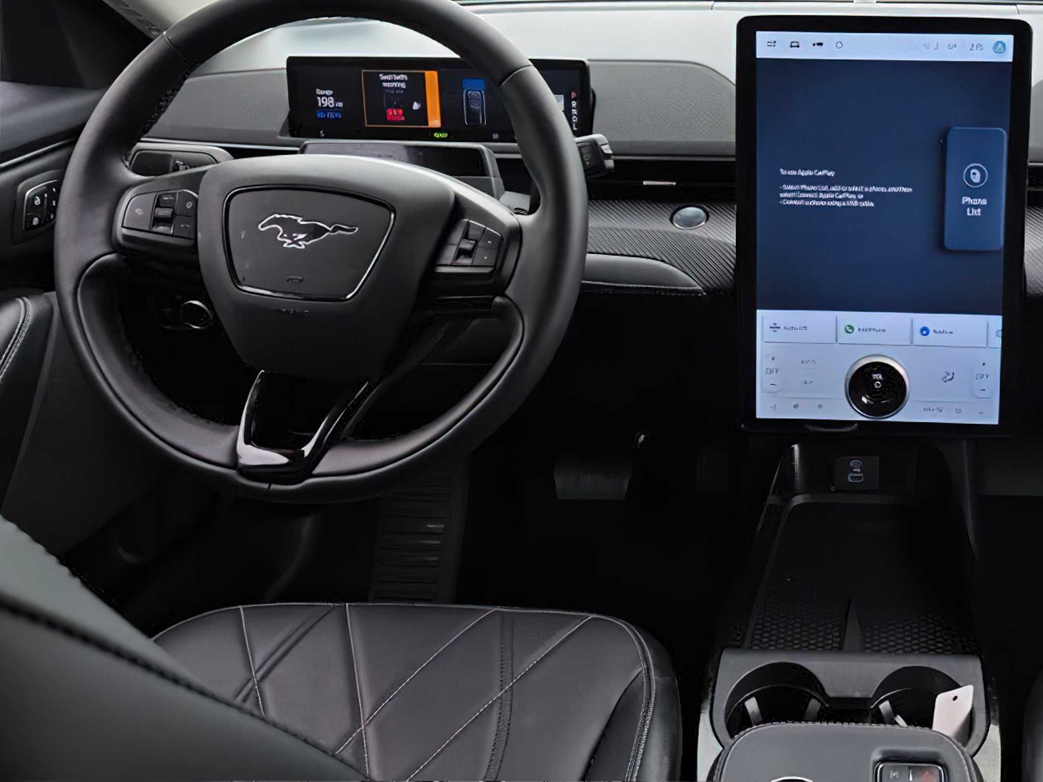 Ford Mustang Mach-E Select 2024
