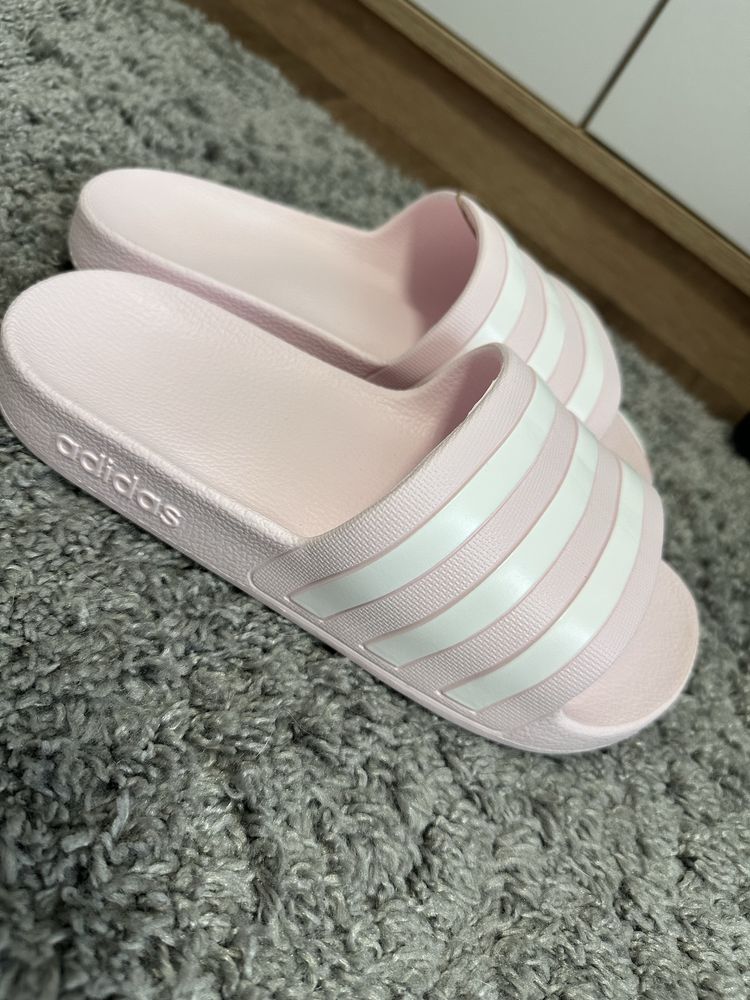 Нові шльопанці Adidas Adilette Aqua Оригінал 35, 36, 37 22.5-23.5 см.