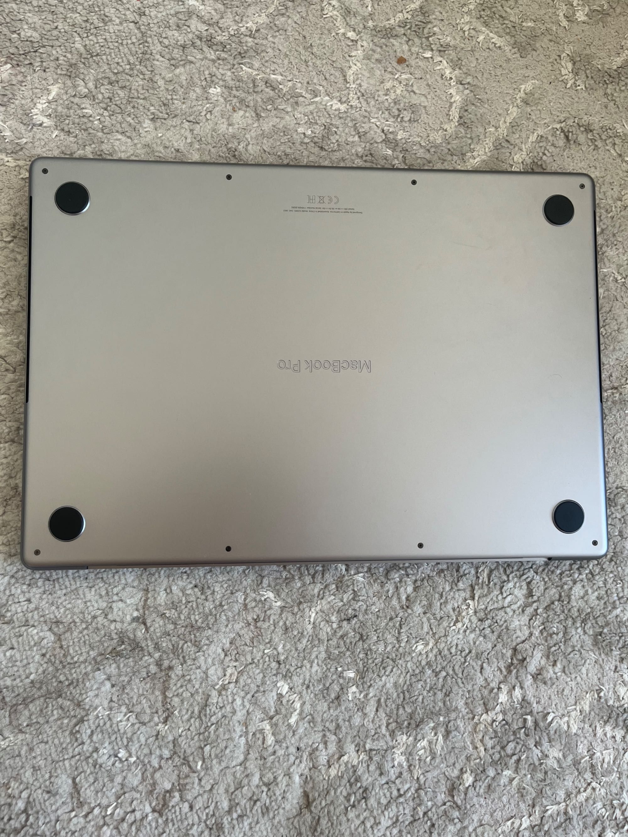 MacBook pro 16 ml 16gap 500gb