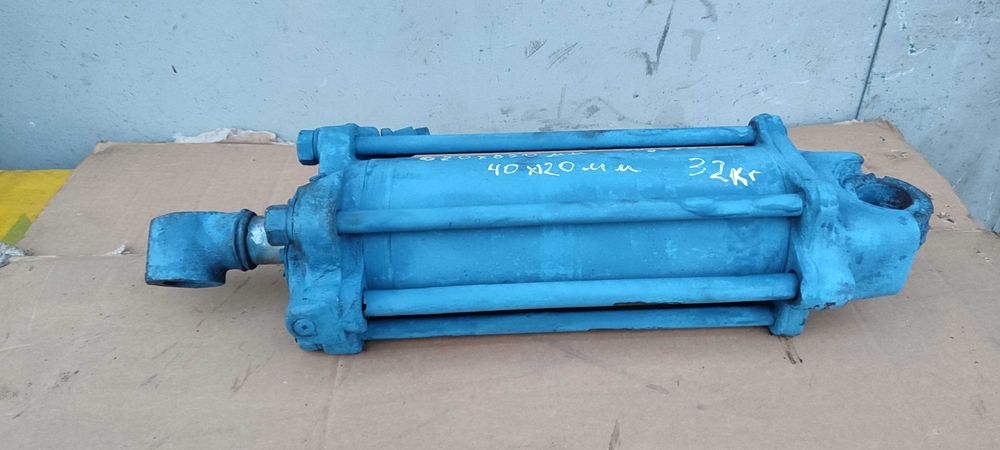 Цилиндр шток гидро