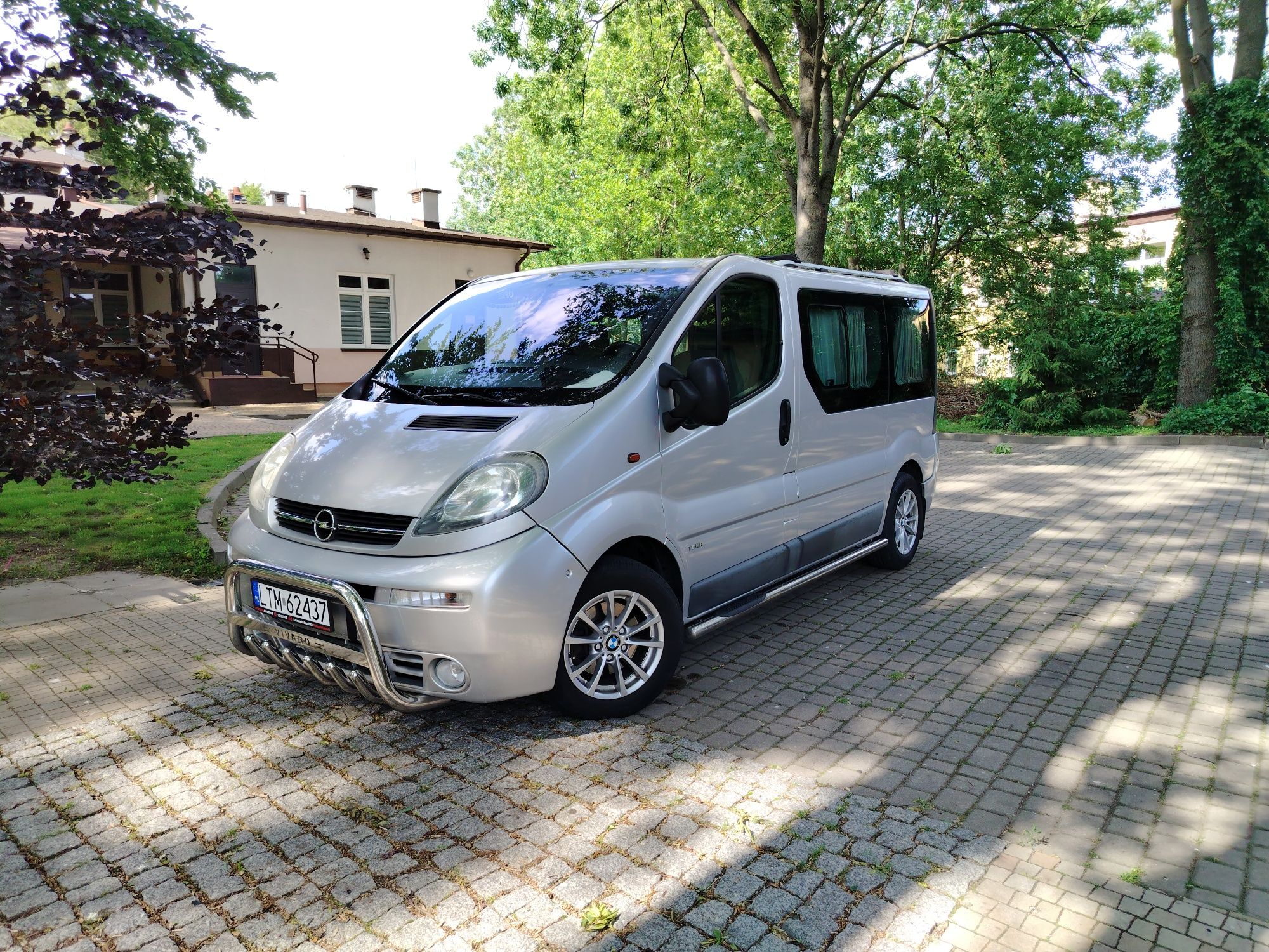 Opel Vivaro 2.5 CDTI