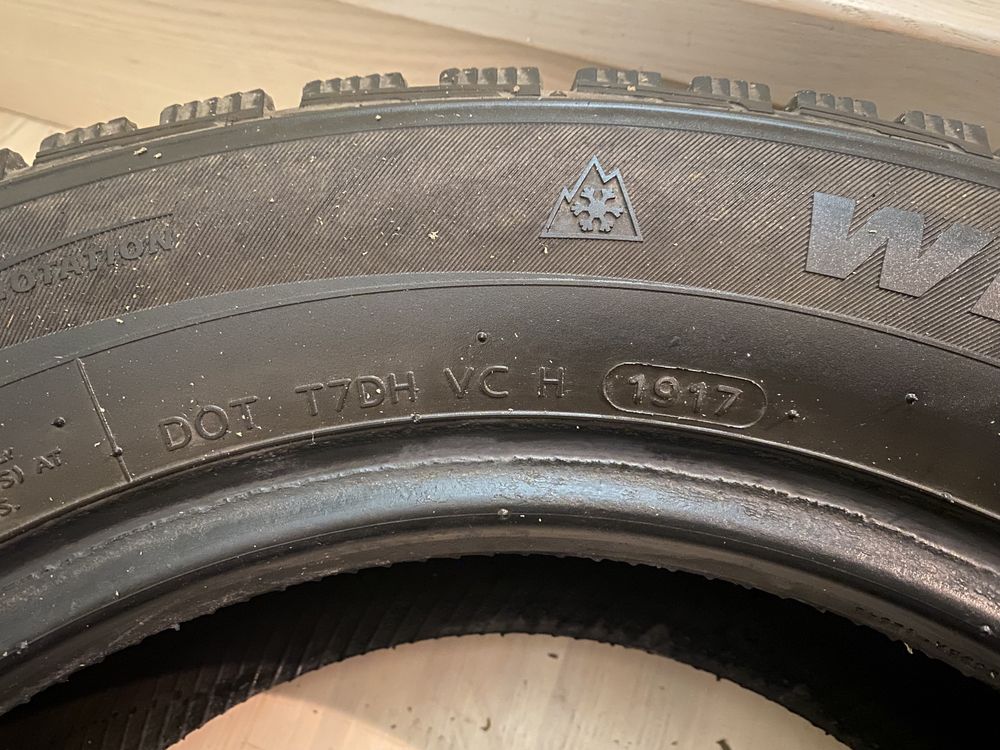 Зимні Шини автошини резина колеса 195/65 р15 R15 скати Hankook