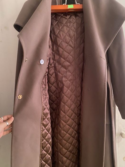 Продам польто icon