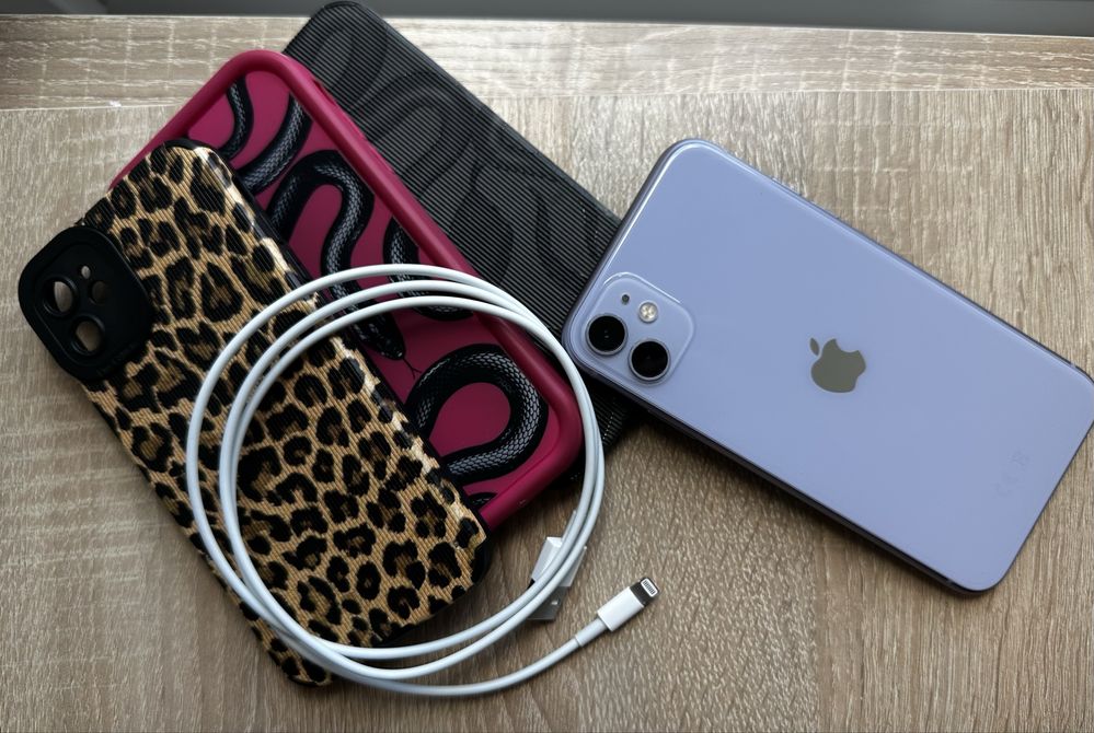 iPhone 11 128 ГБ • Purple • Гарний стан