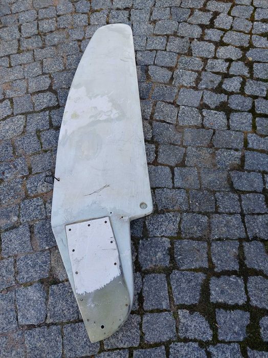 płetwa sterowa do jachtu