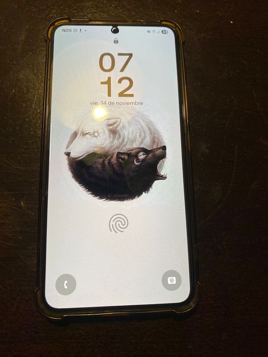 Samsung S22 – Desbloqueado, ótimo para foto/vídeo + películas proteção