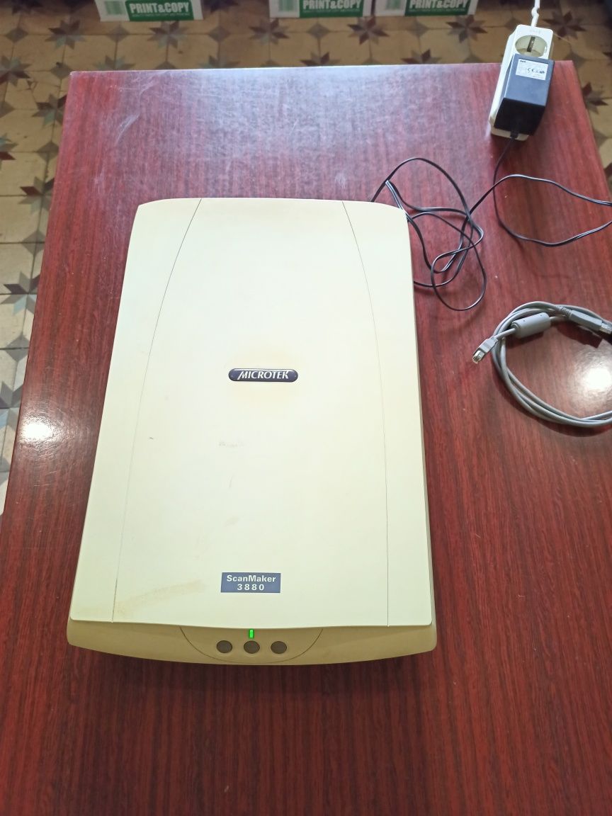 Сканер Microtek ScanMaker 3880