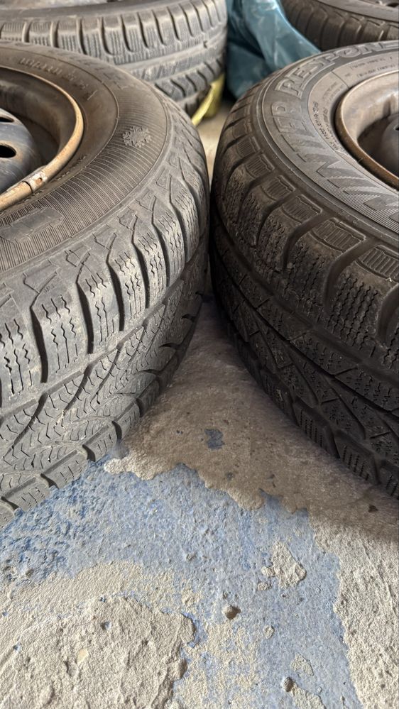 Felgi i opony zimowe 165/70 R14