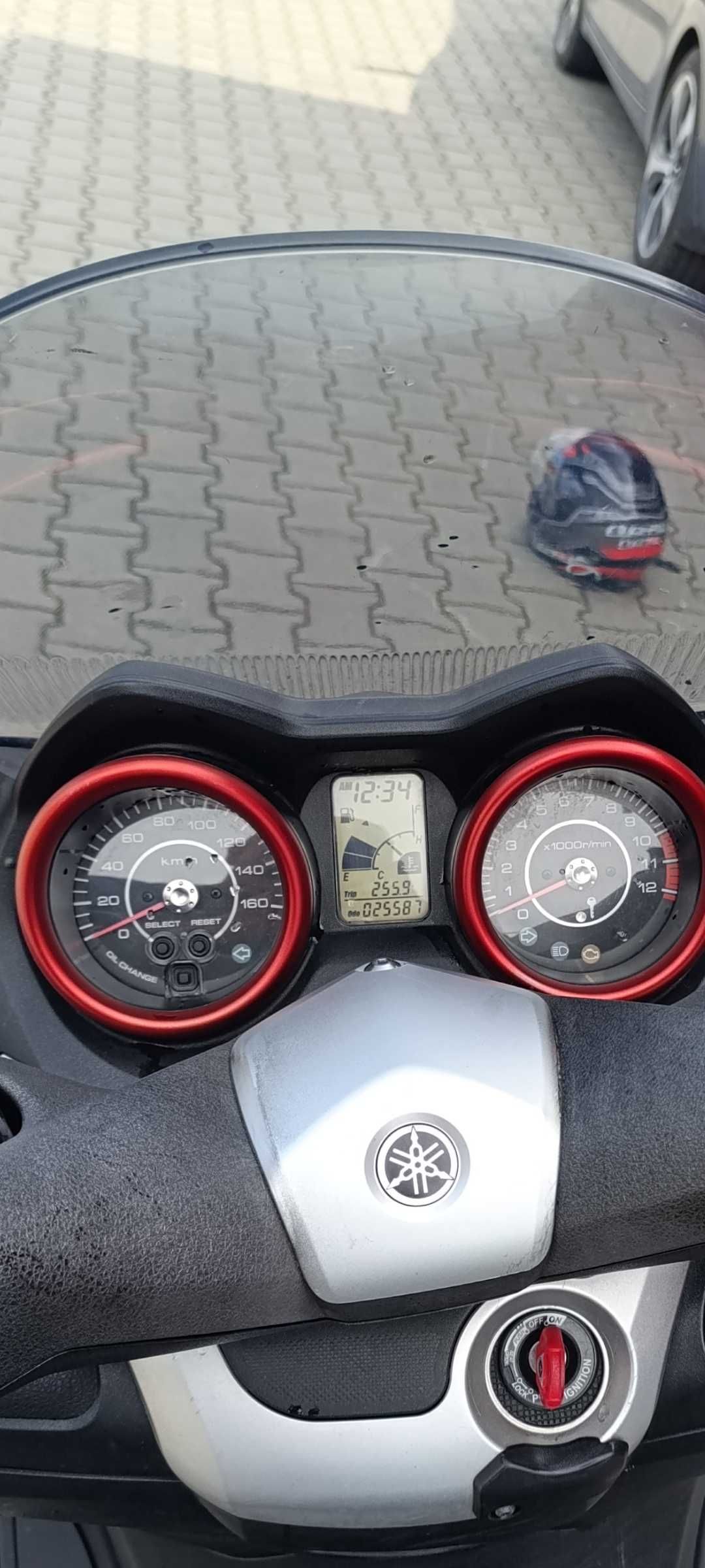 Yamaha x max 125