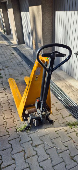 Wózek paletowy z podnośnikiem nożycowym Jungheinrich AMX 10!