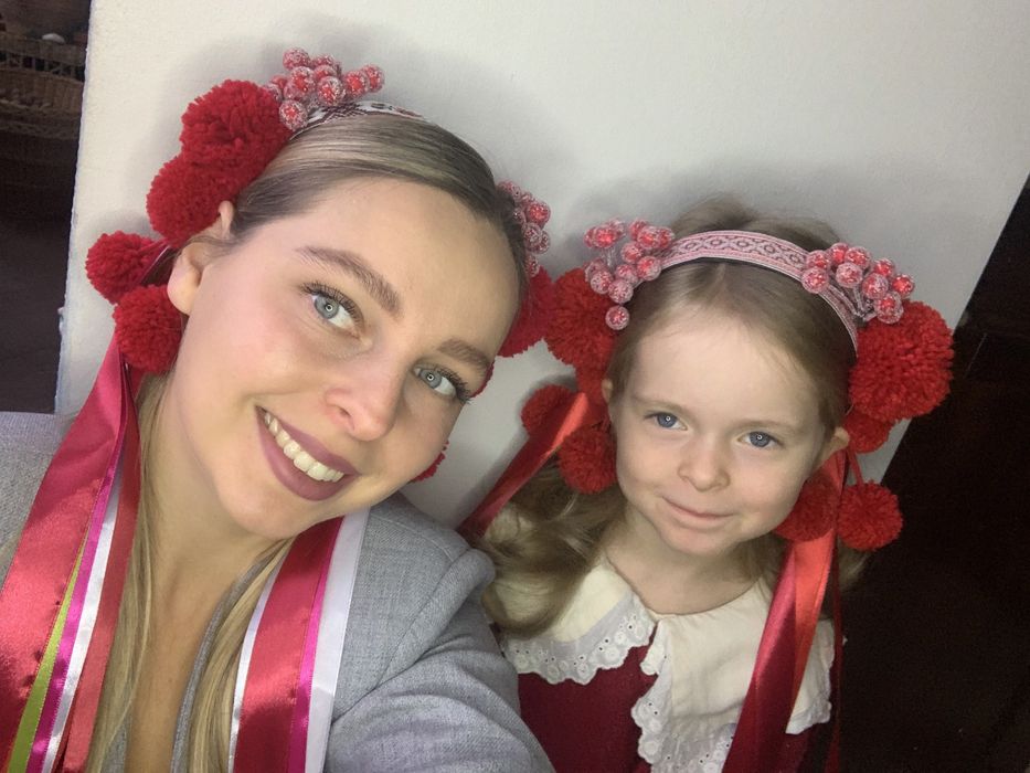 Різдвяні віночки в національному стилі мама-доня