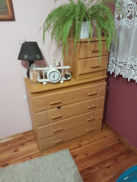 Szafa komoda nakastliki⁹