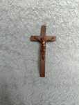 Krzyż drewno / dewocjonalia / Jezus miedź /