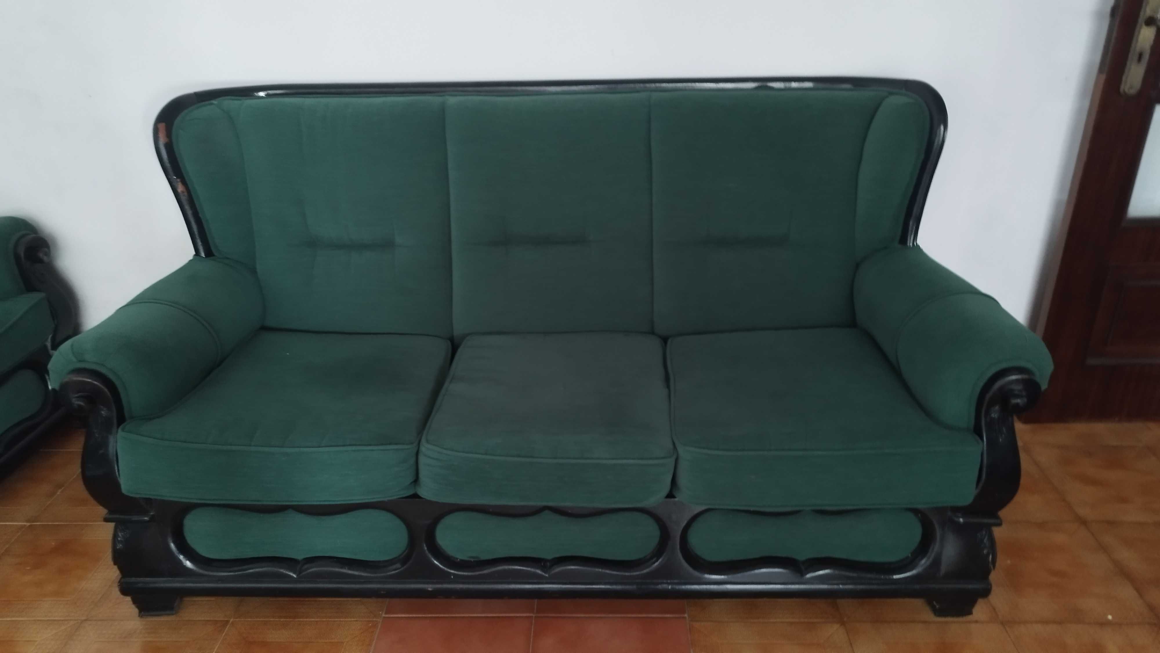 Sofá-cama, com colchão, 2 poltronas e capas