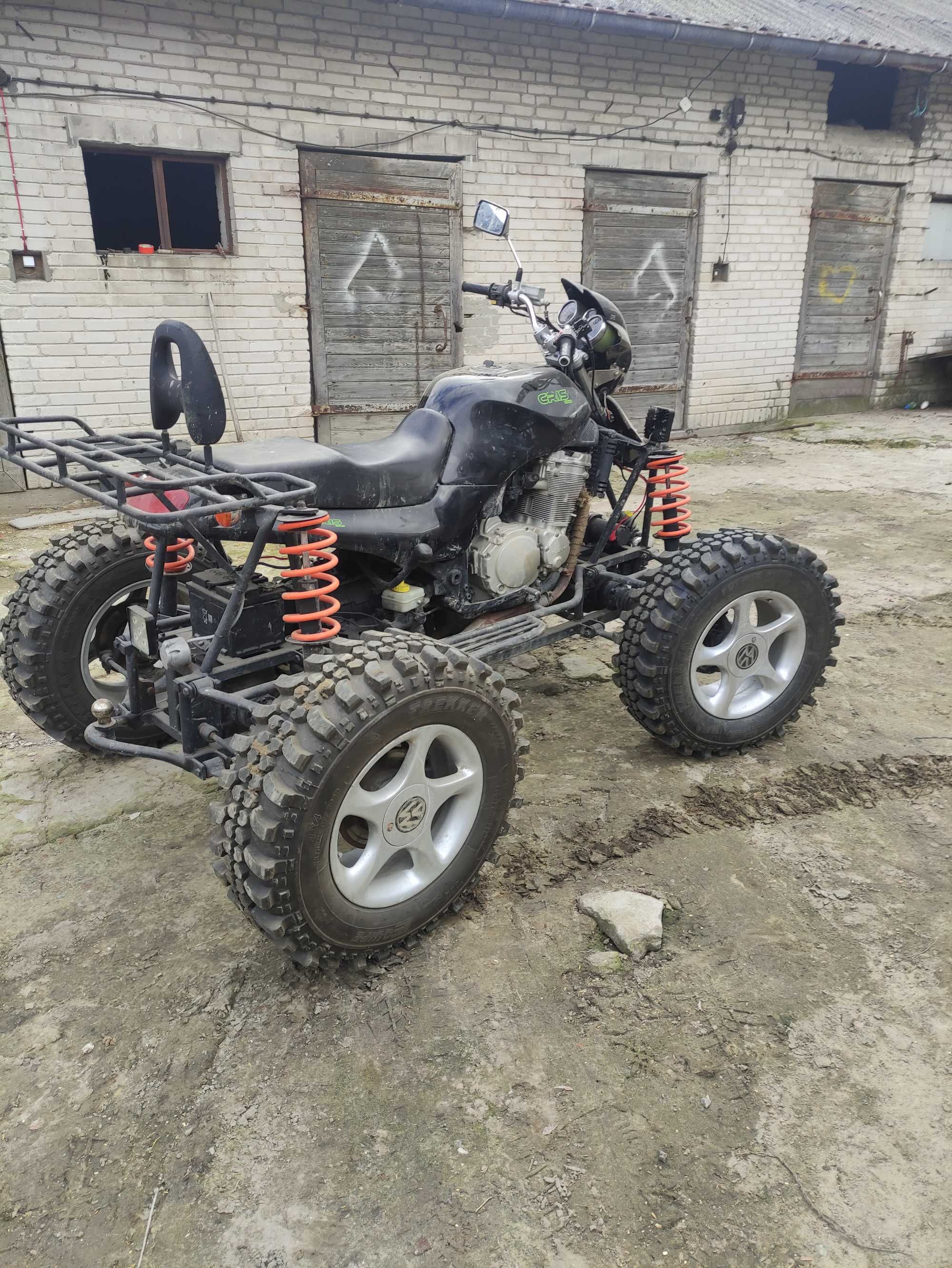 quad 4x4 suzuki gsx 1100`