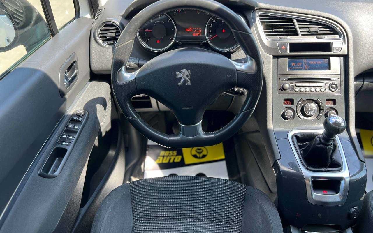 Peugeot 5008 2014