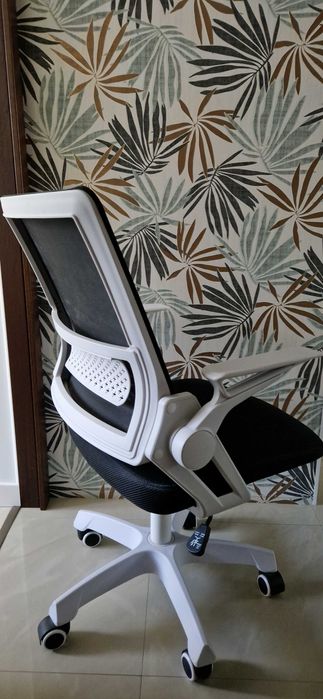 Sprzedam fotel do biurka FROSTEA