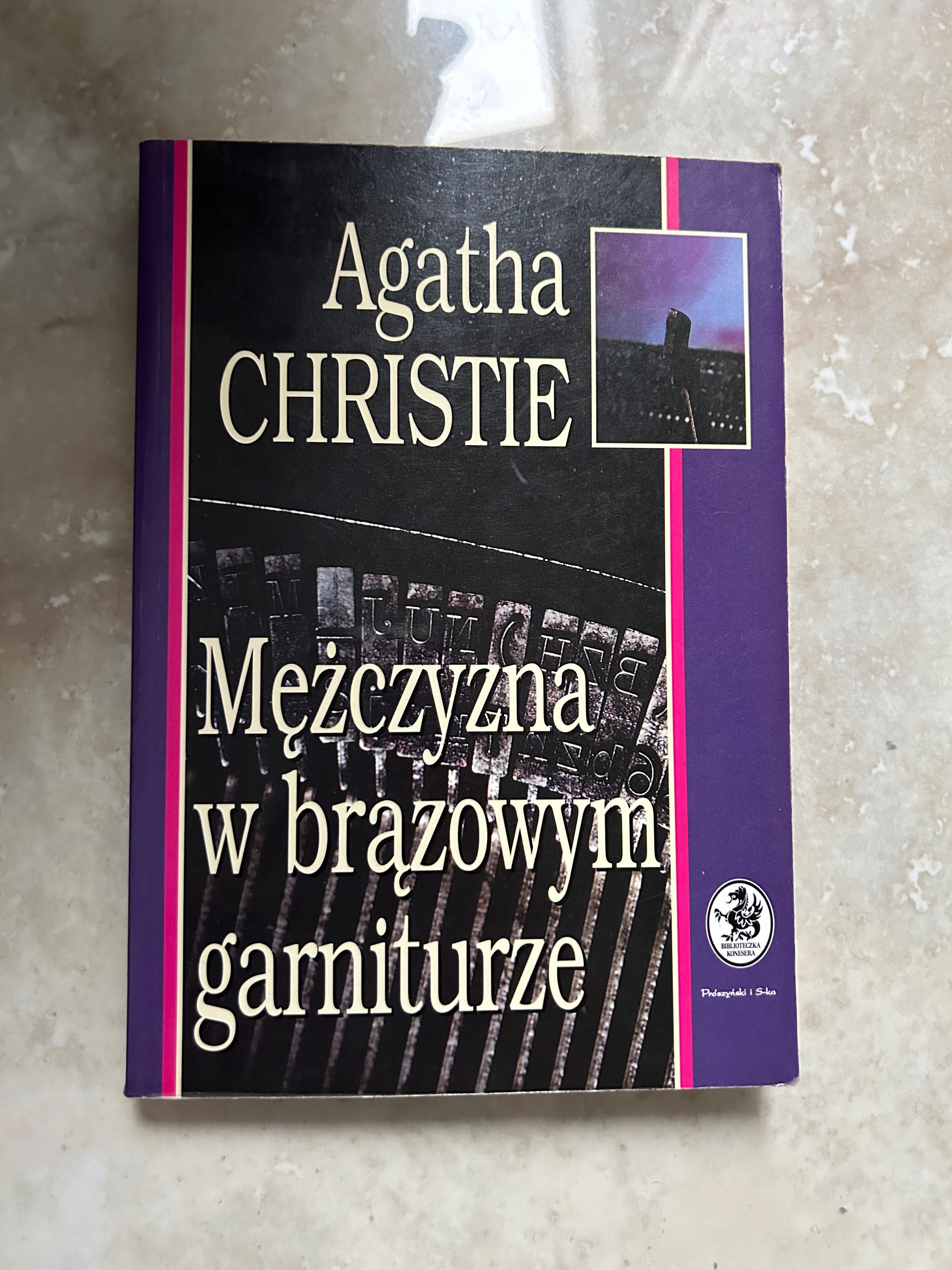 Książka Mężczyzna w brązowym garniturze Agatha Christie