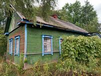 Небольшой домик в тихом и спокойном в селе Первое Мая.