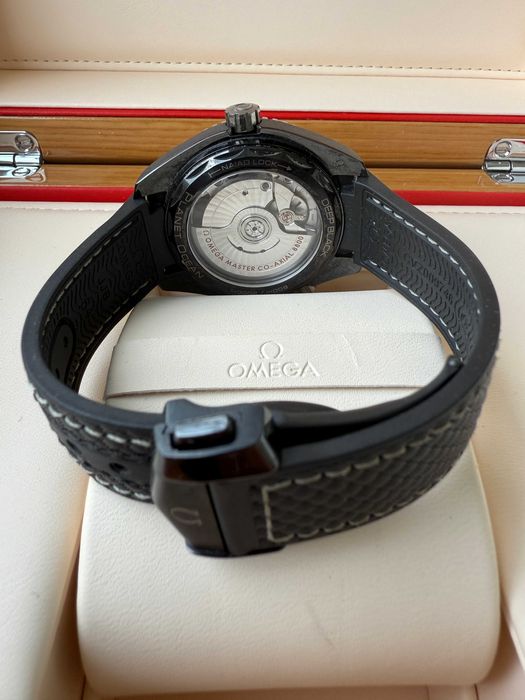Omega Seamaster Planet Ocean 39,5 / 2025