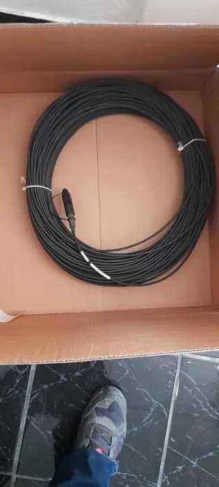 Cabo Corning com encaixe fibra otica