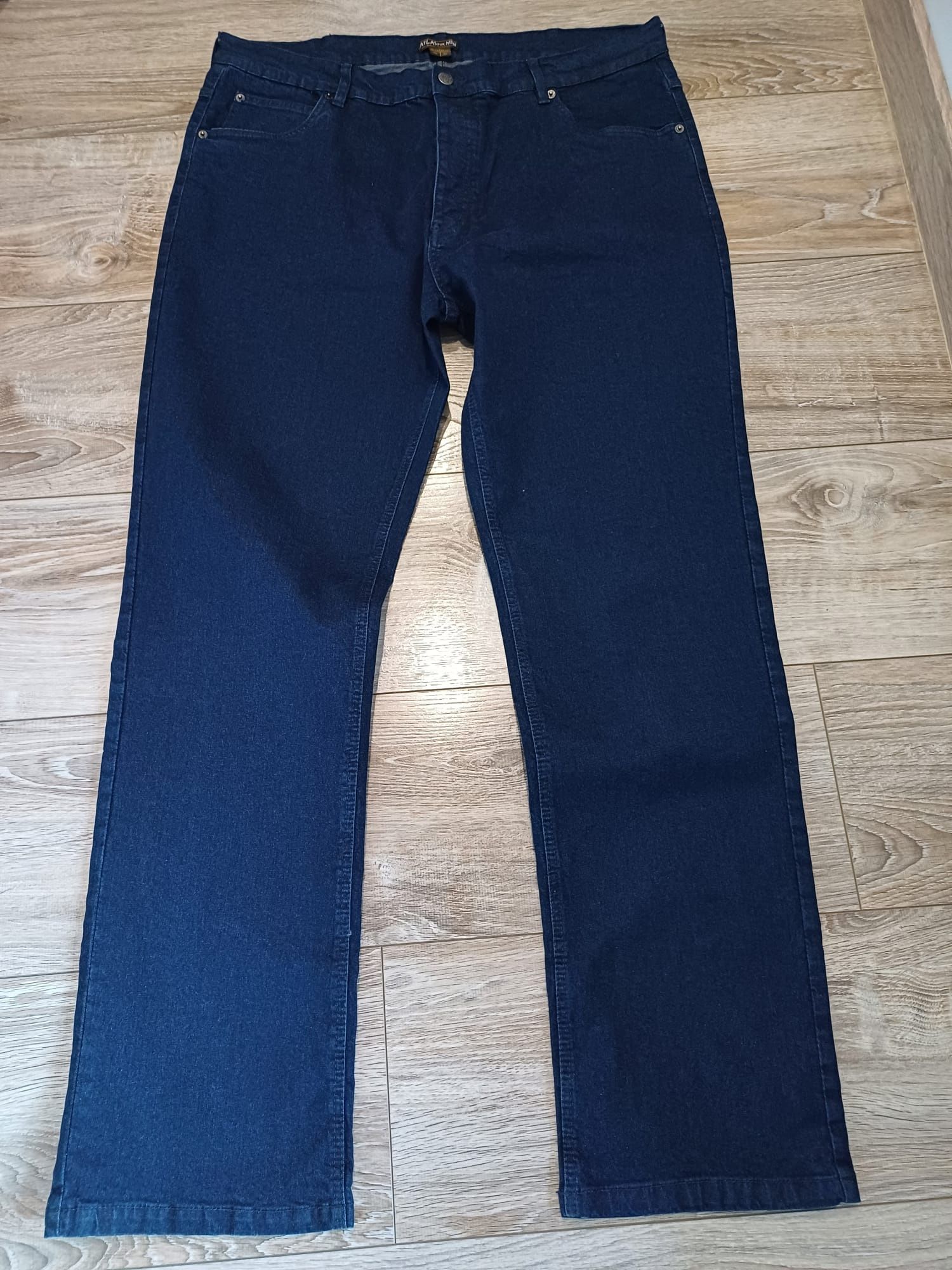 Spodnie męskie granatowy jeans Atlas for Men rozm 2XL.
