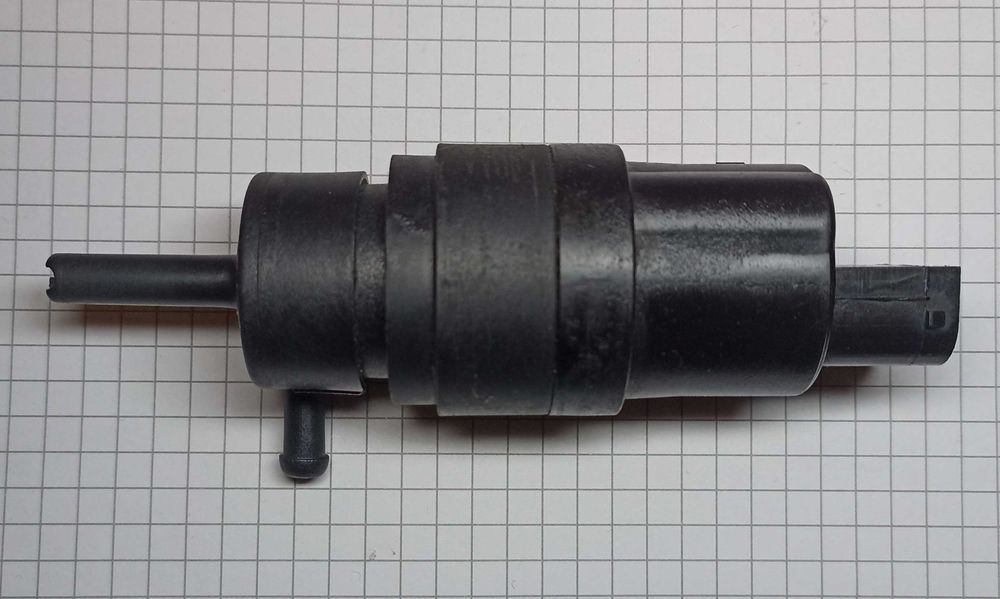 Насос омывателя стекла БМВ 3 Е36 3-Е30 3-Е36