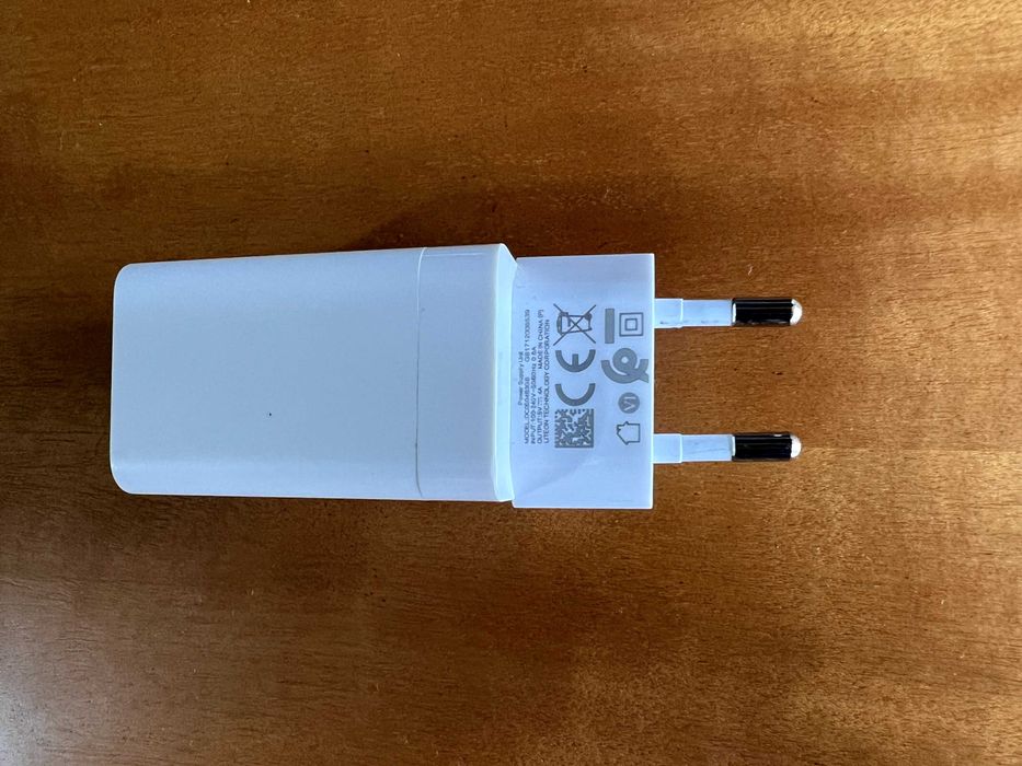 Carregador Oneplus Dash Charge 20W