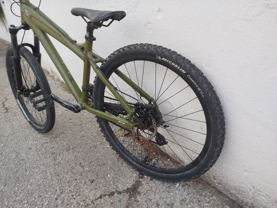 Bicicleta de BTT excelente 26