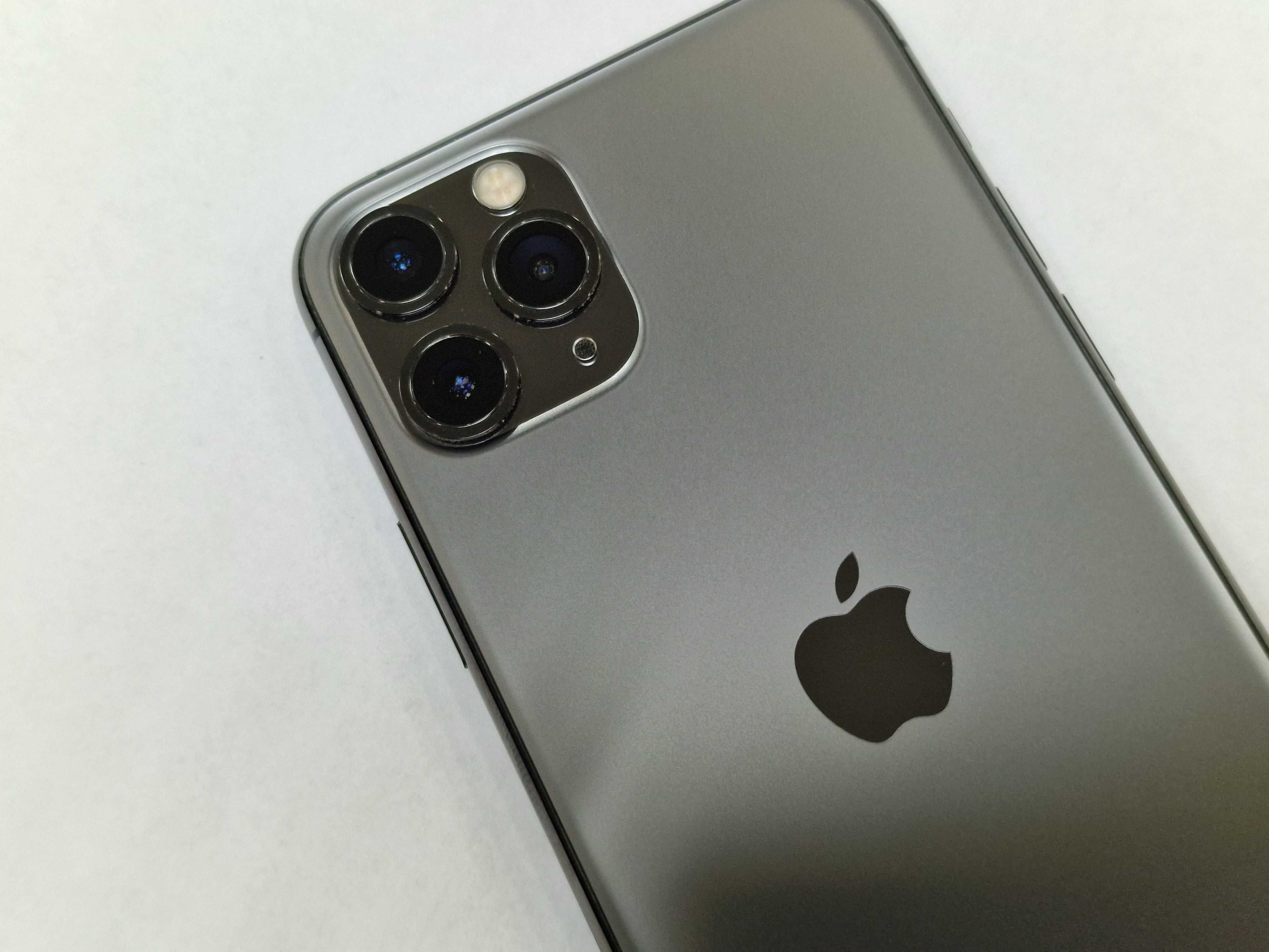 Iphone 11 PRO 64GB/ Space Gray/ BDB/ Bat 88%/ Gwarancja