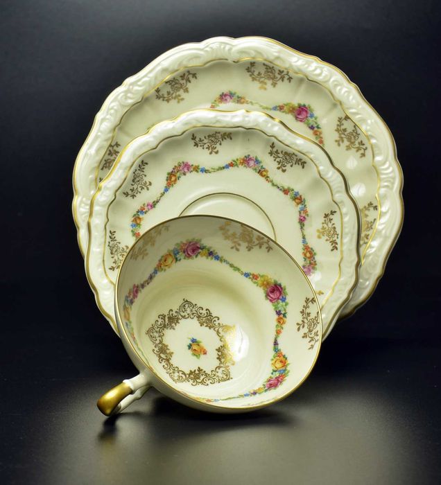 ## Urocze Trio Ingrid – Carstens – Weimar ##