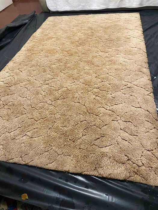 Продам толстый палас (260 на 155 см)