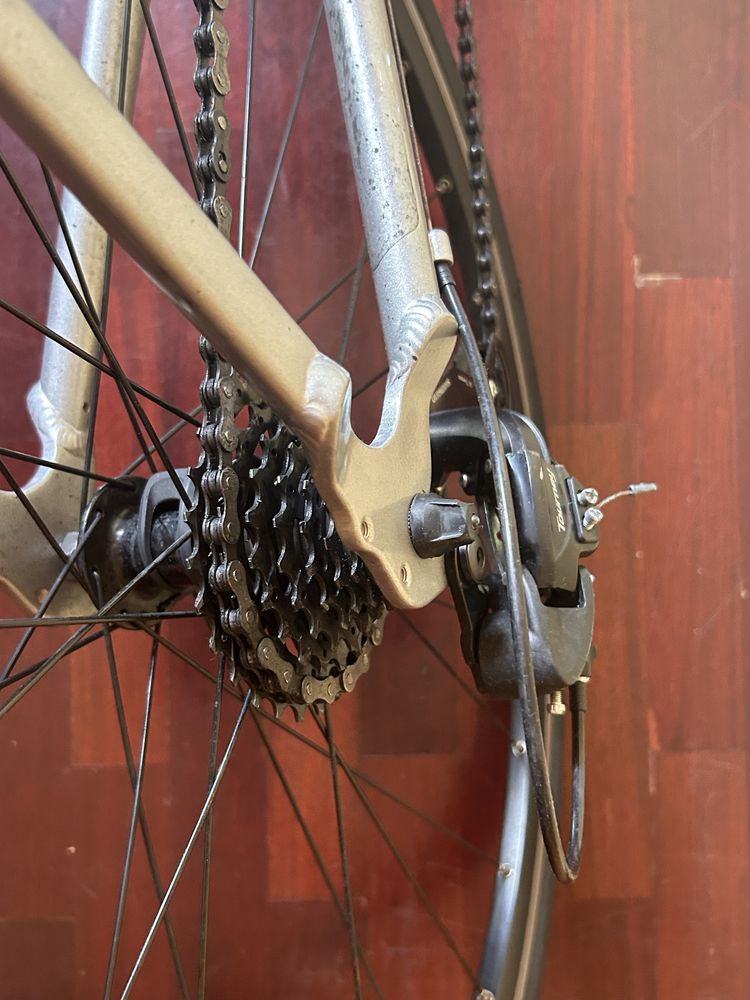 Bicicleta estrada (L-56cm)