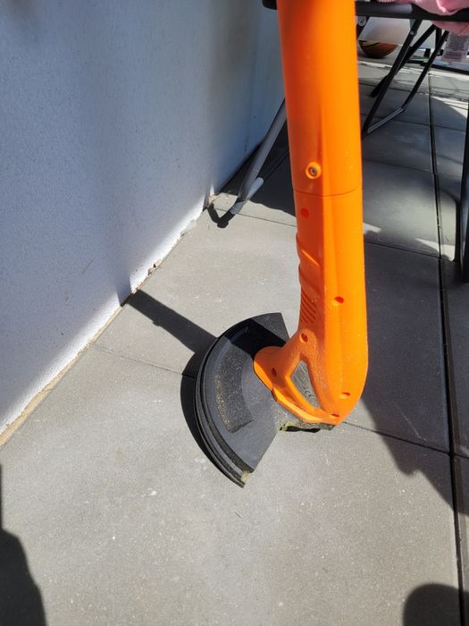 Podkoszarka żyłkowa