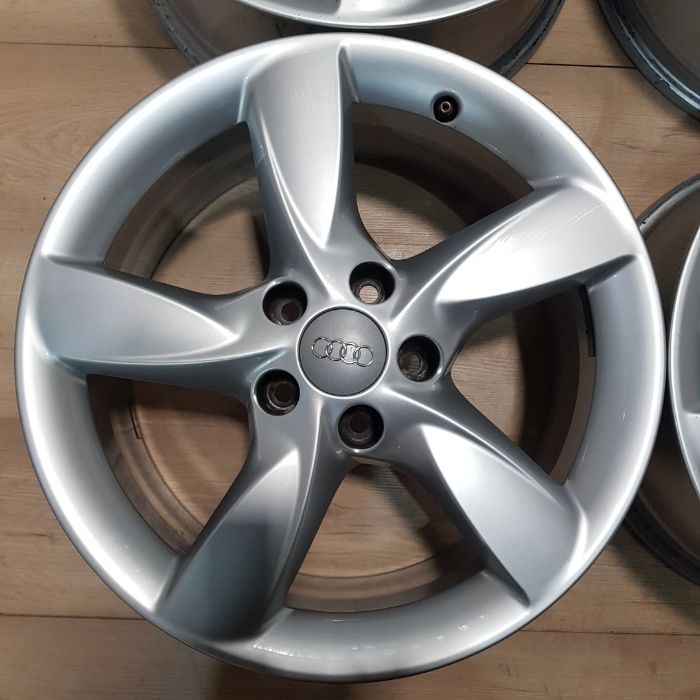 Диски Audi R17 5x112 A4 A6 Q3 Q5 VW Passat Skoda Superb Yeti Ауди Р17