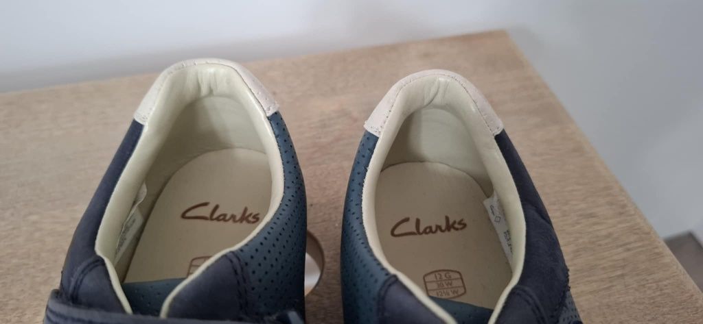 Buty Clarks  r.30 stan bdb