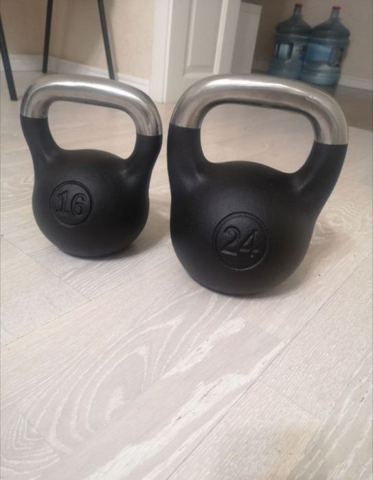 Гирі  16 кг у кольорі чорний мат