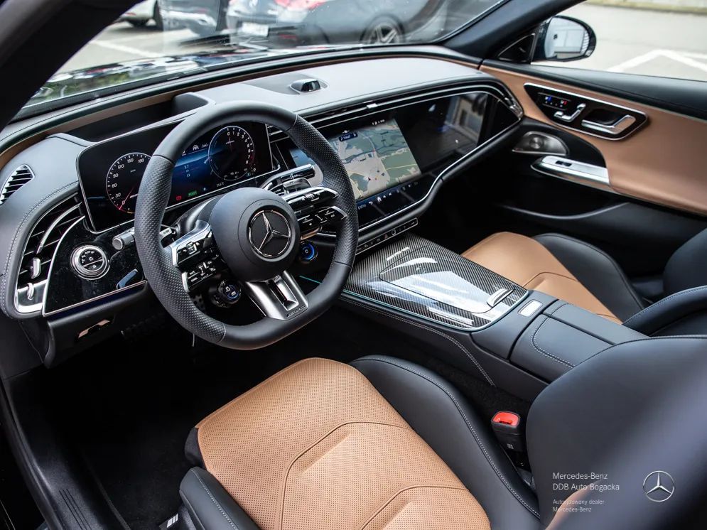 Mercedes-Benz Klasa E E 53e AMG 4M PHEV / Pakiet AMG Premium Plus / 24726 / DDB Auto
