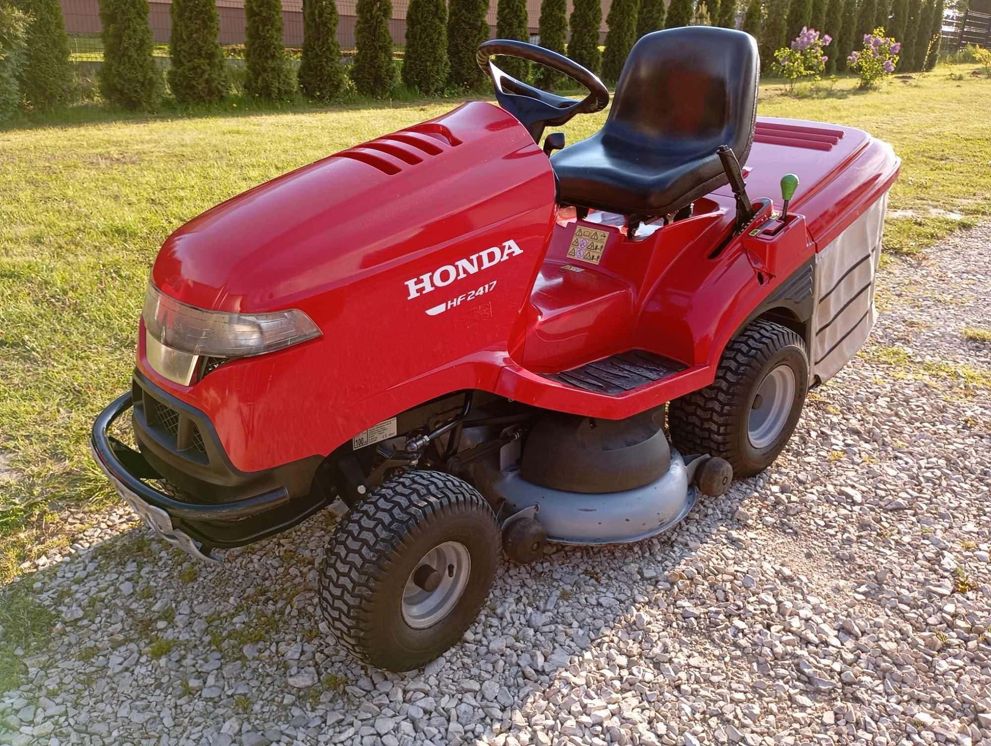 Traktorek Honda 2417 V2 z mulczerem i koszem hydro