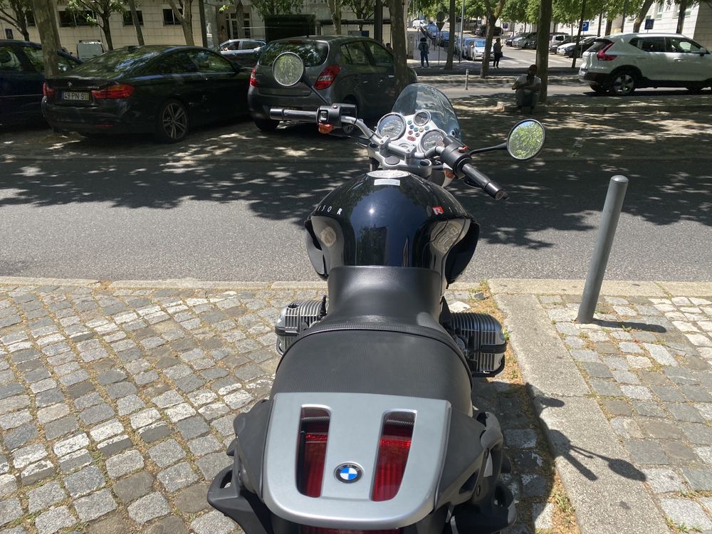 BMW R1150R como nova