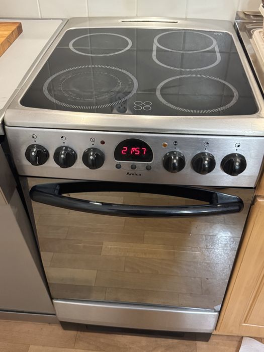 Kuchenka elektryczna wolnostojąca Amica 51CE3.413Tar (Xxl) INOX